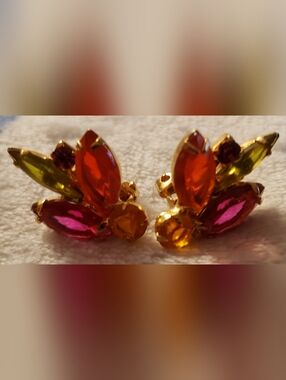 Vintage Colorful Glass Rhinestone Clip On Earrings